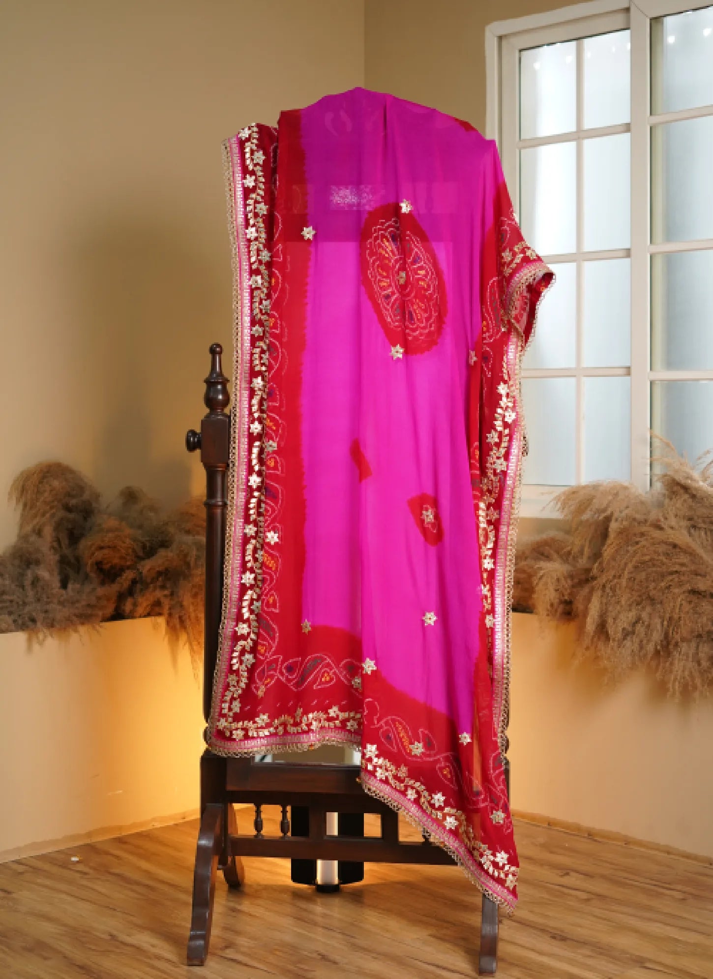 The Kairi Bandhej Odhni